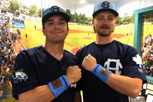 Victoria HarbourCats POCCOT Wrist Wallet